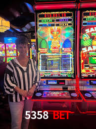 A Ascensão dos Esportes Eletrônicos: Um Novo Paradigma no Entretenimento